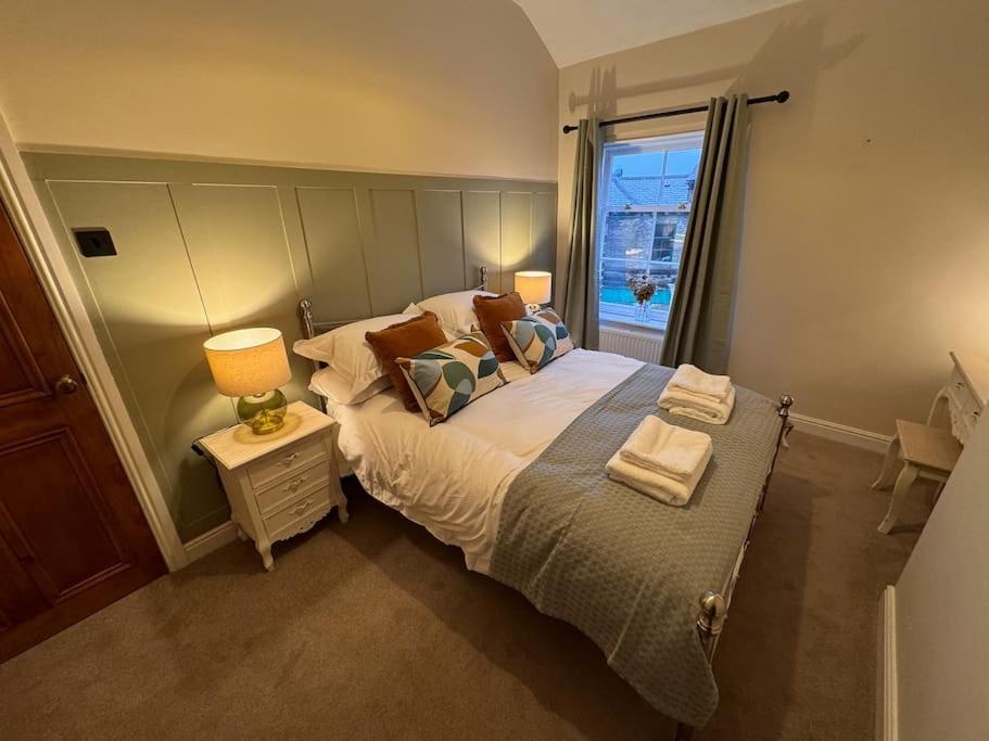 Beautiful, Relaxing Home In Central Saltaire Extérieur photo