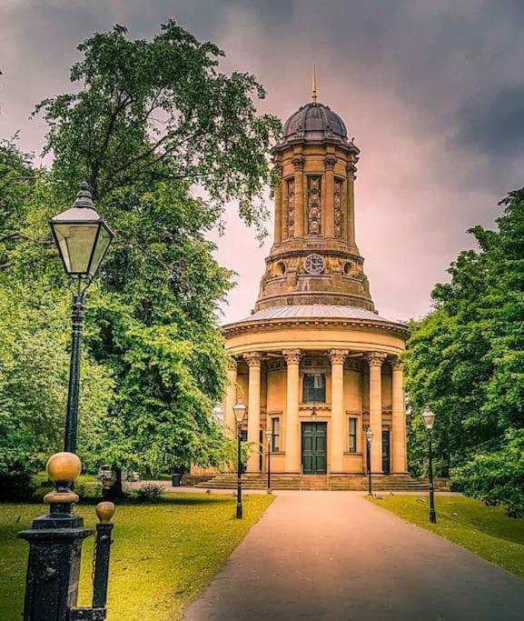 Beautiful, Relaxing Home In Central Saltaire Extérieur photo