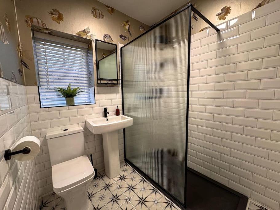 Beautiful, Relaxing Home In Central Saltaire Extérieur photo