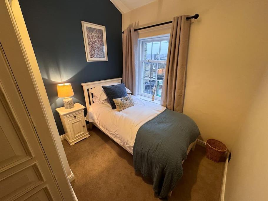 Beautiful, Relaxing Home In Central Saltaire Extérieur photo