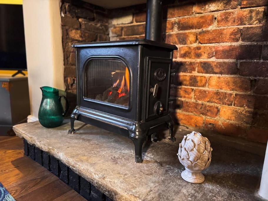 Beautiful, Relaxing Home In Central Saltaire Extérieur photo